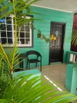 Roots Cafe Rooms - 2-Star