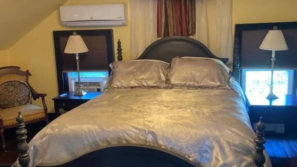 Hillcrest Bed and Breakfast
