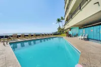 1 Mi to Magic Sands: Waterfront Big Island Condo - Beach