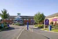 Premier Inn Luton South (M1, J9) - parking