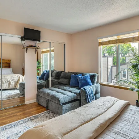 3 Mi to Old Town Arvada! Family Townhome w/ Patio