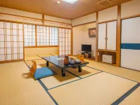 Hifumi Ryokan - 2-Star