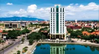 Royal Quang Binh Hotel - ที่มีสปา