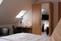 Hotel Zur Wasserburg - Wifi