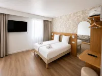 Brit Hotel Confort Roissy Saint-Witz - Pet friendly