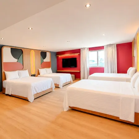 Hotel More