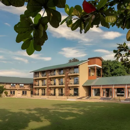 Paramount Riverfront Resort & Spa, Karjat