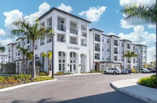 Landing Beautiful 1bd, Gym, Clubhouse - 4-Star