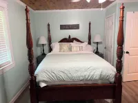 Cozy Cottage near the lake (Big Lake, LA) - 3-Star