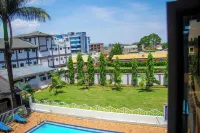 The Breeze Hotel, Busia - Pools