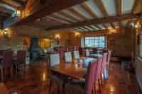 College Arms - Pet-friendly