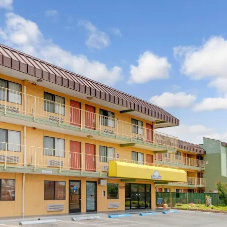 Days Inn by Wyndham El Paso I-10 East