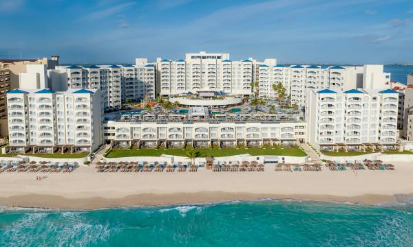 Hilton Cancun Mar Caribe All-Inclusive Resort