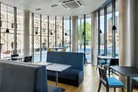 Four Points Flex by Sheraton Cardiff - Breakfast