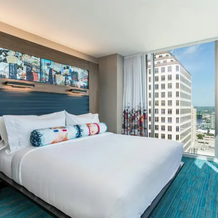 Aloft Austin Downtown
