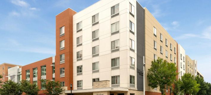Fairfield Inn & Suites Cincinnati Uptown/University Area Hotel di Cincinnati