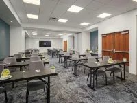 Hotel Eleo at the University of Florida - bar