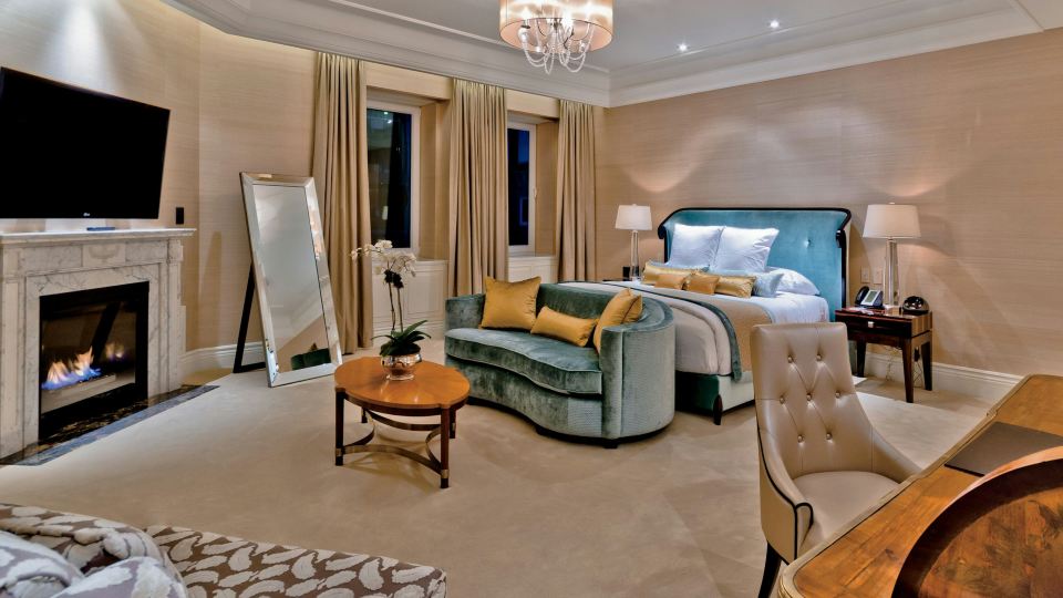 The Ritz-Carlton, Montreal