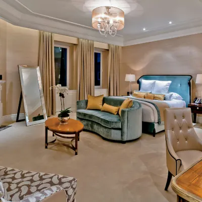 The Ritz-Carlton, Montreal Hotels near Saint Denis Street