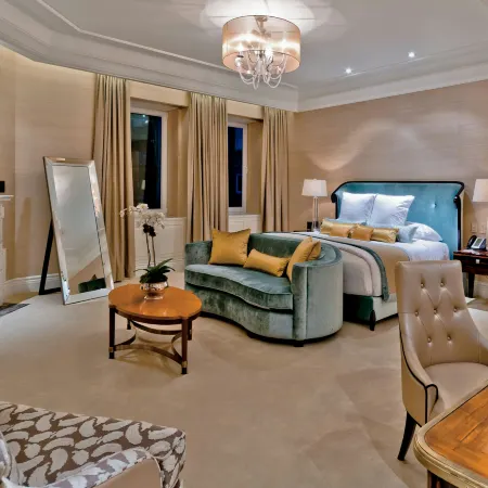The Ritz-Carlton, Montreal