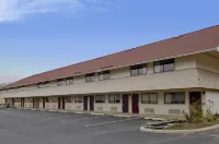 Red Roof Inn Harrisburg - Hershey - Parking