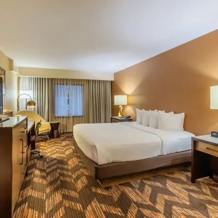 DoubleTree by Hilton Lawrence