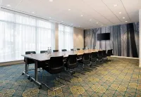 Hampton by Hilton Dundee City Centre - parking