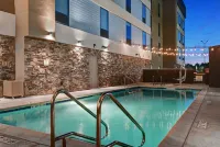 Home2 Suites by Hilton Tracy - Pools