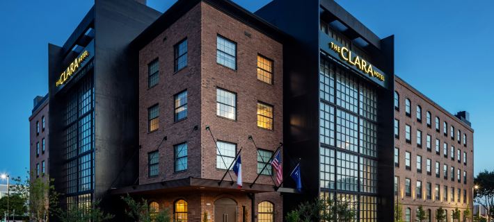The Clara Hotel Plano Tapestry Collection by Hilton Ξενοδοχεία στην πόλη Plano