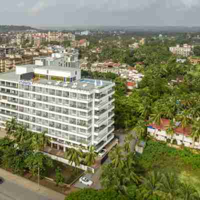 Vivanta Goa, Miramar Hotel Exterior
