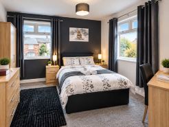 Cathays 6Br Gem: New, Hot Tub, City Close