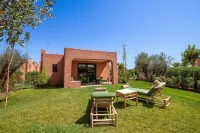 Oasis Lodges - 4-Star