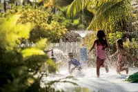 The Ritz-Carlton, Grand Cayman - familiares