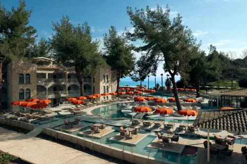 Zeus Eleva Kassandra Lagoon - Spa