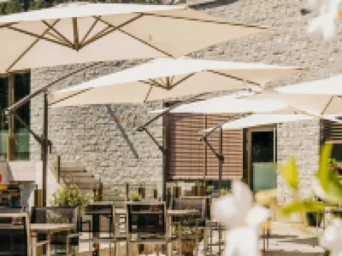 Peaks Place Apartment-Hotel & Spa Hotels in Laax