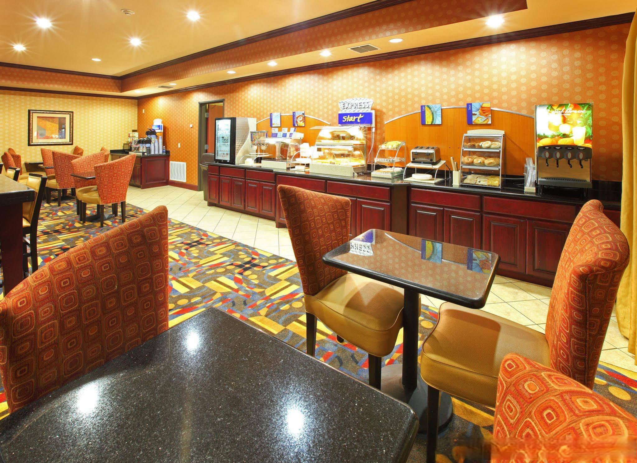 Holiday Inn Express Suites Van Buren-Ft Smith Area, an Ihg Hotel