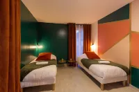 Marilyn Monroe Suite - 4P with Private Jacuzzi Hotels in Coupvray