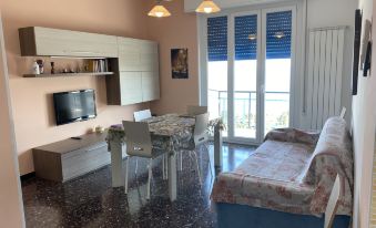 Arcobaleno Apartment 500 Meters from the Sea