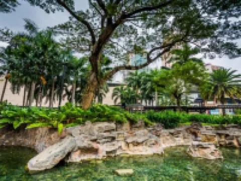 ホリデイ イン & スイーツ マニラ ガレリア by IHG パシグのホテル