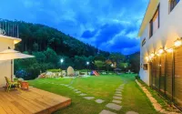 Hoengseong Pool Villa Hello Pension