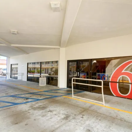 Motel 6 Destin, FL