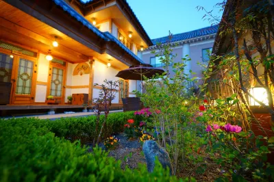 Jeonju Dwaejikkum Hanok