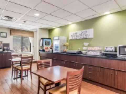 Sleep Inn Austintown - Youngstown, West Hotels in Austintown