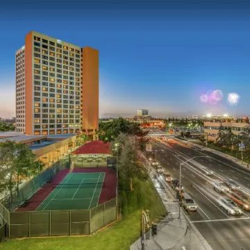 Hotel Fera Anaheim, a DoubleTree by Hilton
