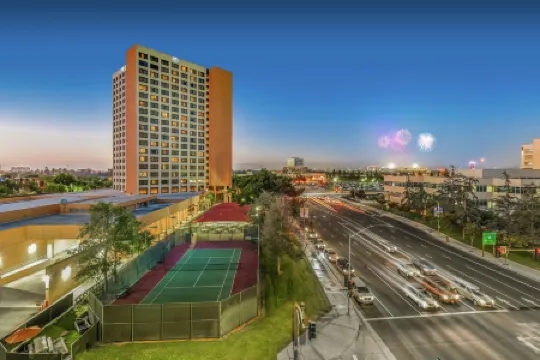 Hotel Fera Anaheim, a DoubleTree by Hilton