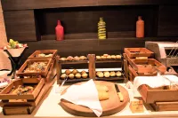 內羅畢赫靈漢姆希爾頓逸林飯店 - 早餐