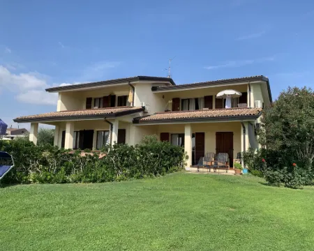 Primera モニーガ・デル・ガルダのホテル