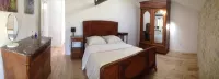Gemini, les Constellations Gite Complex Hotels in Dœuil-sur-le-Mignon