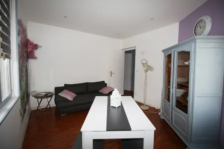 La Medina House with Small Courtyard Ideal for 6 People