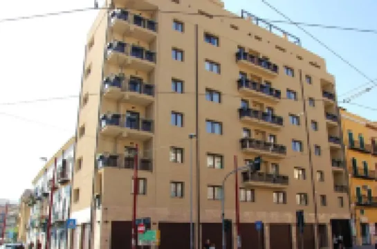 مولتيسويت باليرمو فنادق في 